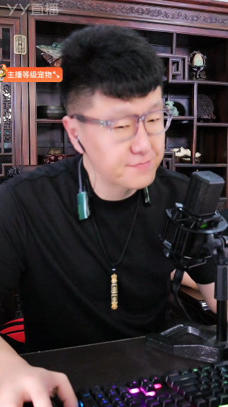 龙神vs南京阿豪，一场直播背后的技术博弈与流量江湖